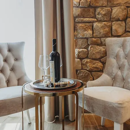 Four Elements - Fire & Air Apartman