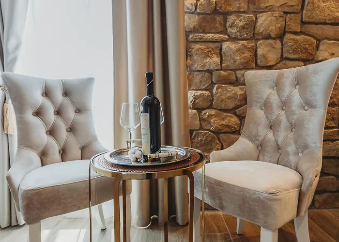 Four Elements - Fire & Air Apartment