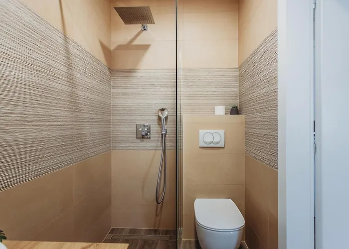 Four Elements - Fire & Air Apartment Split