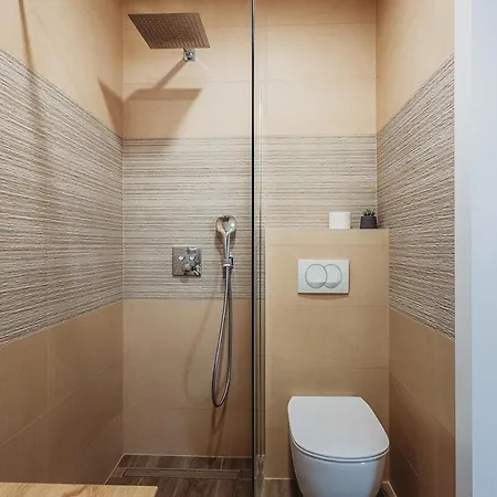 Four Elements Apartment Split